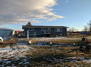 801 W 19th St, Chadron, NE 69337