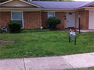 425 Lynnewood Ave, Burleson, TX 76028