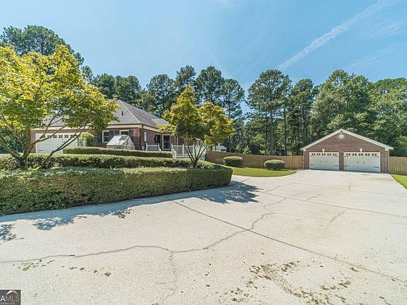 2nd image of 2705 Luke Edwards Rd