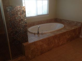8263 Fall Creek Dr, Corona, CA 92880