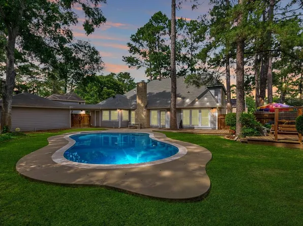 1339 Trailwood Village Drive, Kingwood, TX 77339
