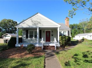 27 W Lamington Rd, Hampton, VA 23669