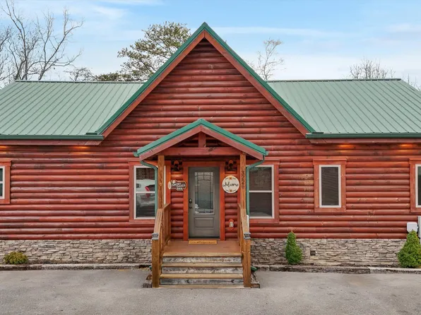 3226 White Falcon Way, Sevierville, TN 37862