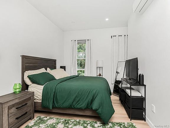 5th image of 514 E 188th Street