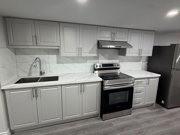 3rd image of 32 Gold Park Pl #Basement