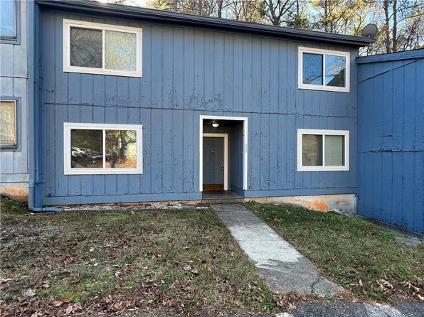 939 Pine Oak Trl, Austell, GA 30168