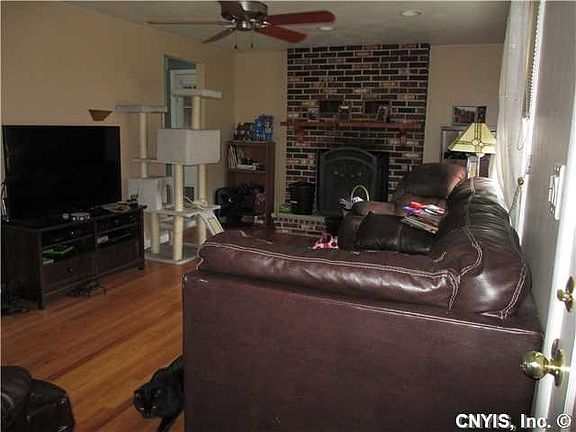 4th image of 7 Henry Beach Dr
