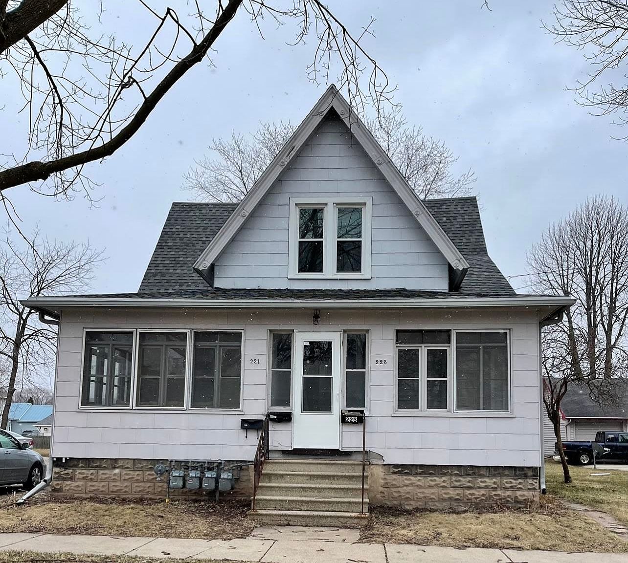 223 S Clay St, Green Bay, WI 54301 Zillow