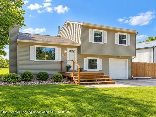 6045 W Plains Rd, Eaton Rapids, MI 48827