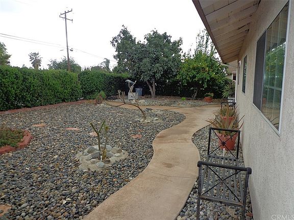 3rd image of 9354 Ramona Ave