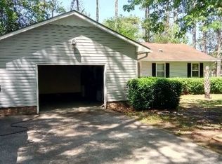 301 Gatewood Dr, New Bern, NC 28562