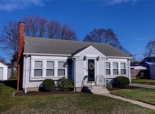 94 2nd St, Pawtucket, RI 02861