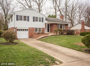 7611 Hogarth St, Springfield, VA 22151