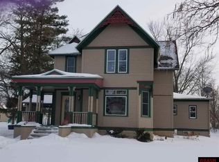 614 Elm Ave E, Waseca, MN 56093