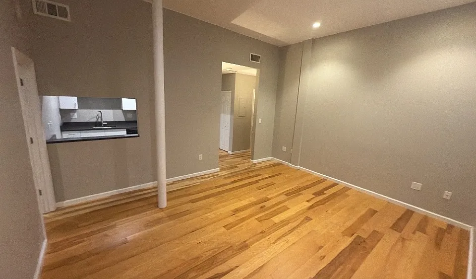 17 Bow St #14