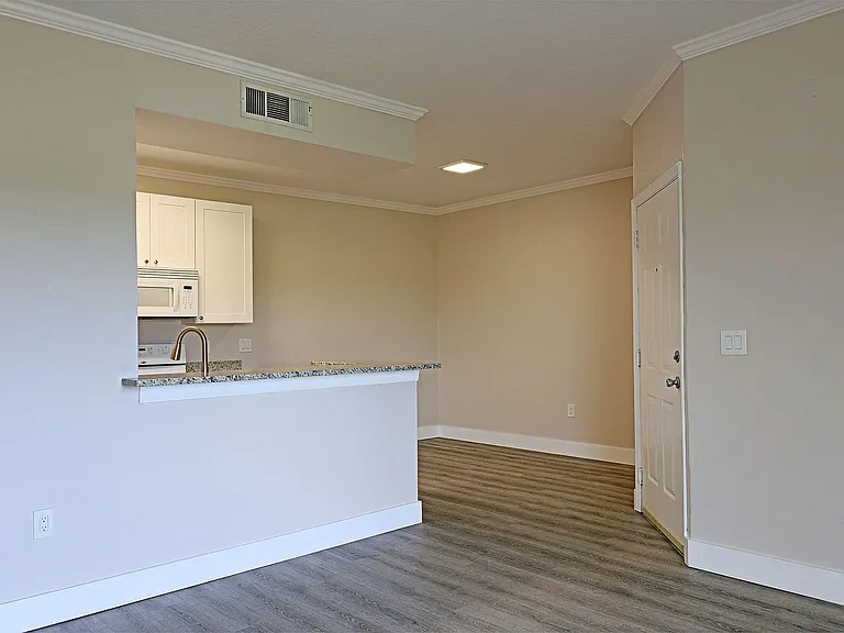11480 Villa Grand #123 — Photo 3