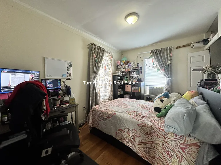 9 Medford St — Photo 11
