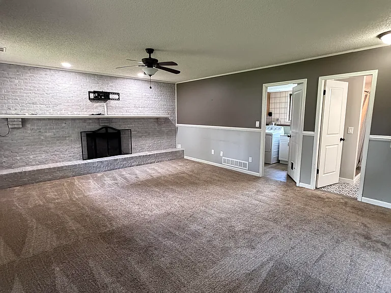 4544 Hillview Shrs — Photo 25