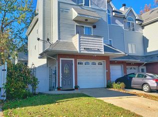 85 Moffett St, Staten Island, NY 10312