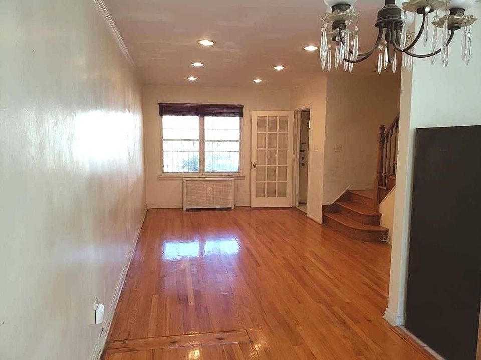 1st image of 10544 63rd Ave