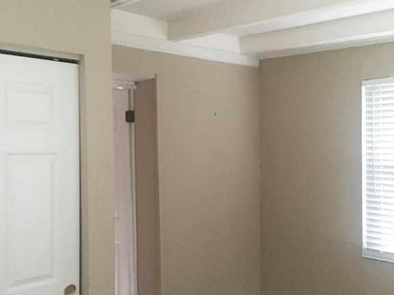 3rd image of 2203 Alameda Ave