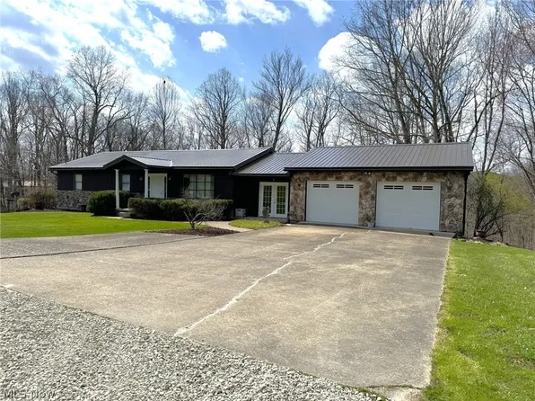 68 Blackberry Ln, Grantsville, WV 26147