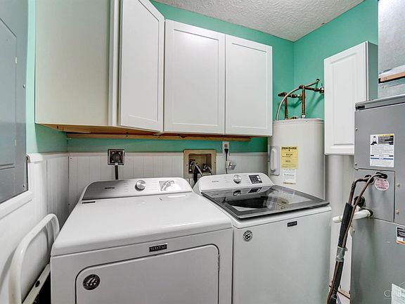 5th image of 3851 Bayberry Dr