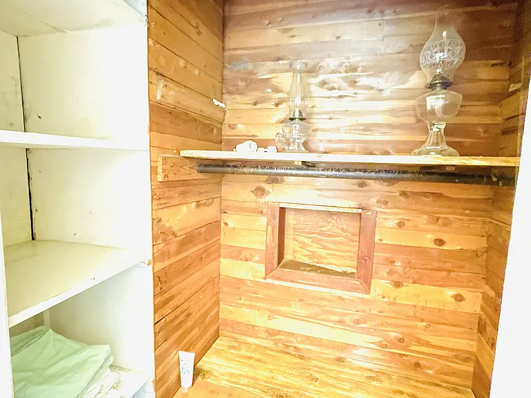5850 Primrose Ave — Photo 10