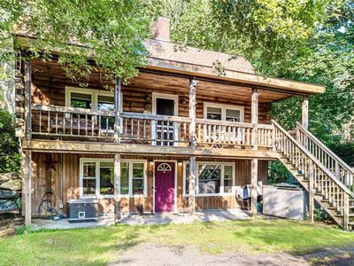 46 Simmons Rd, Little Compton, RI, 02837