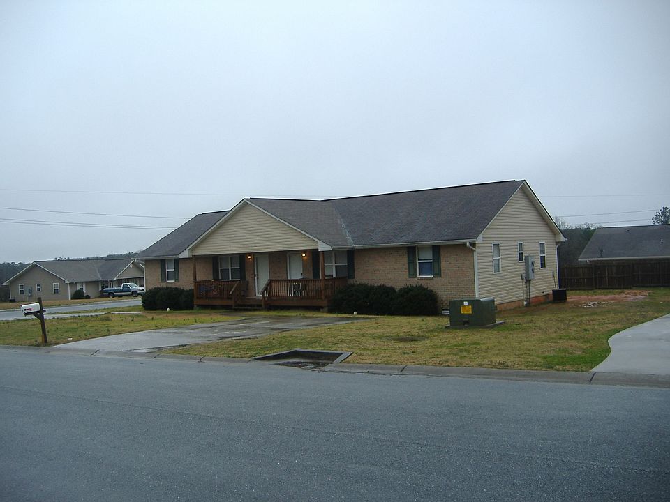 1103 Gliding Lane