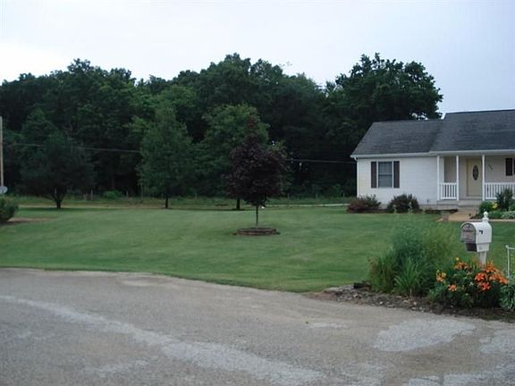 2nd image of 606 Anns Ct