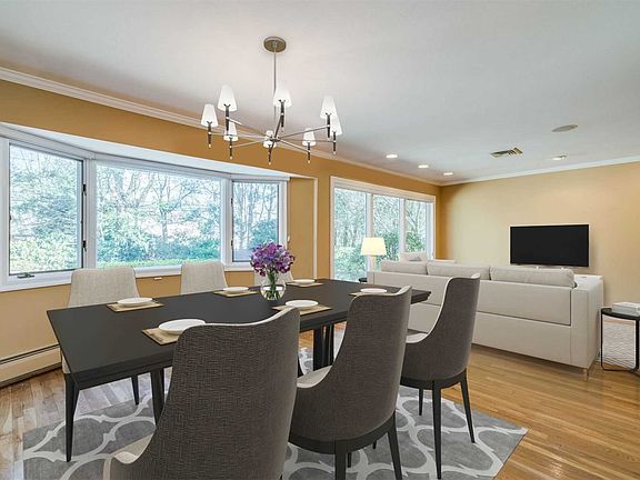 5th image of 25 Kirkland Dr