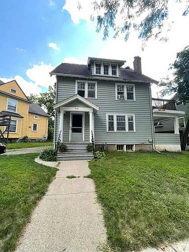 914 Vaughn St Photo 1