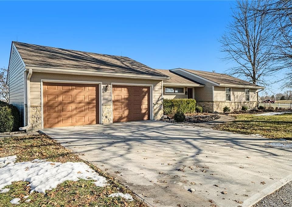 14813 Mount Olivet Rd, Smithville, MO 64089 Zillow