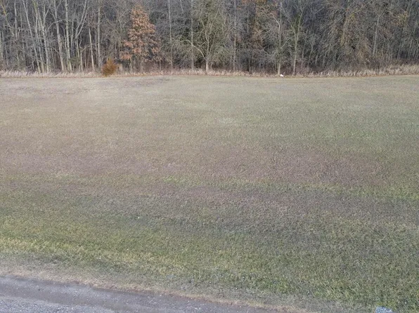 4 Early Bird Dr, Bloomfield, IA 52537