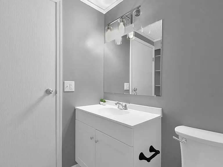Willow Run Apartments — Photo 15