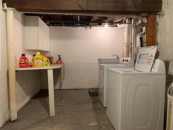 2nd image of 30 Gesler St APT 1