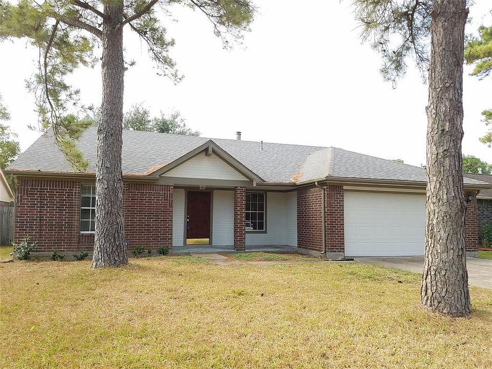 1st image of 16423 Camino Del Sol Dr