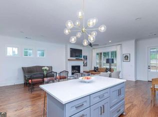 805 Hays Mill Rd #1, Carrollton, GA 30117