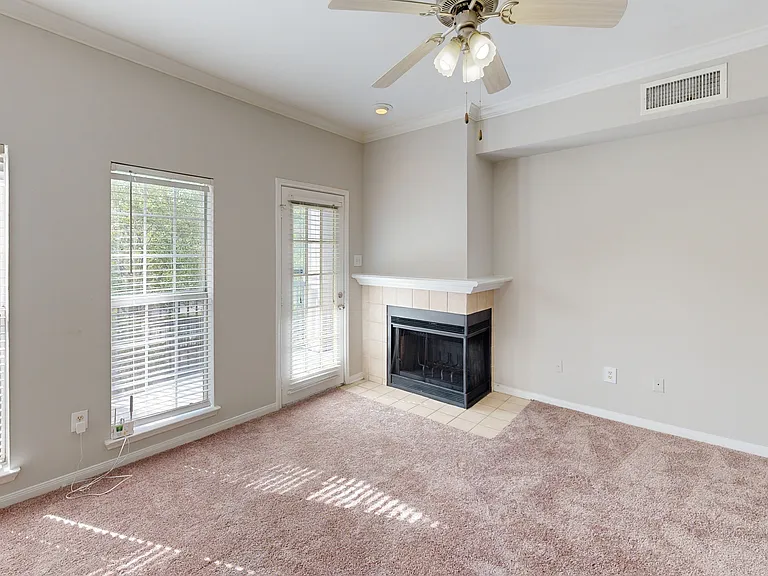 The Carriage Homes at Wyndham — Photo 92