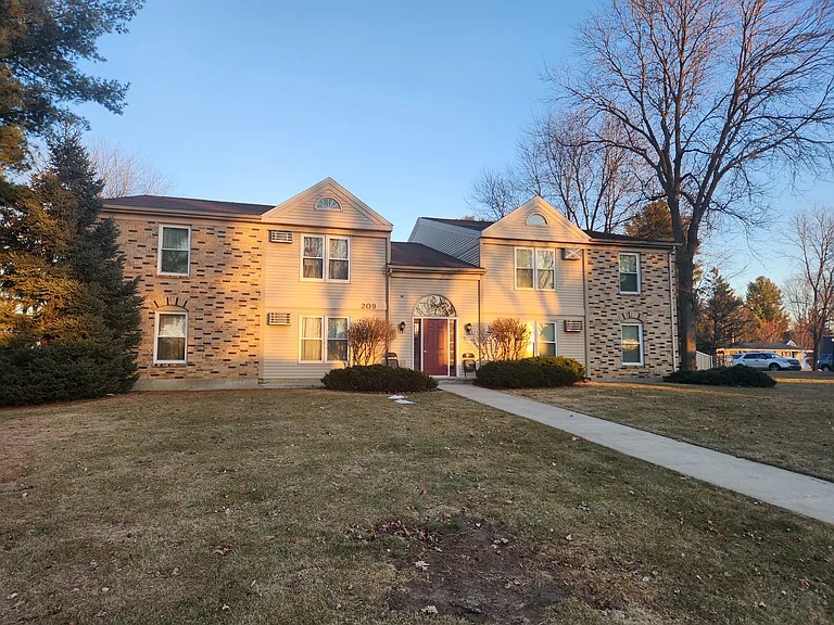 209 S Preston Ave #7 — Photo 1