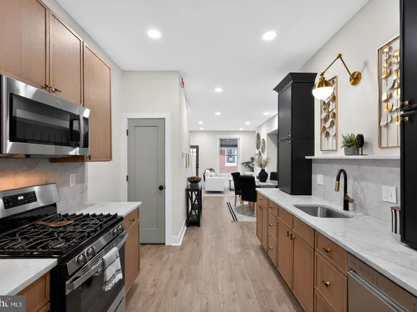 1331 S May St, Philadelphia, PA 19143