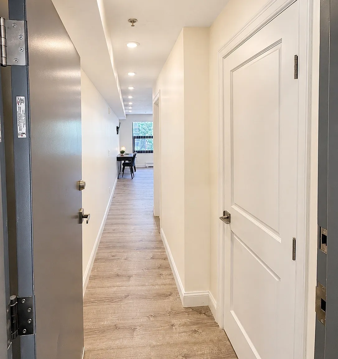Studio, 1.0 bath, 460 sqft, $2,900 — Photo 4