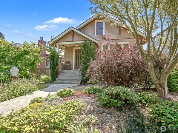 2833 NW 69th Street, Seattle, WA 98117