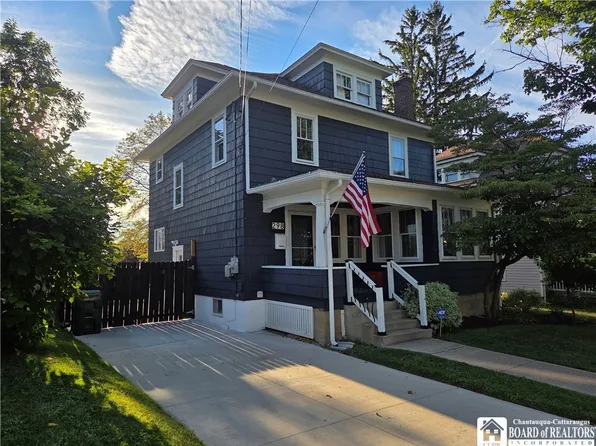 298 Broadhead Ave, Jamestown, NY 14701