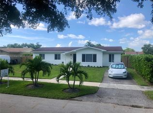 9710 SW 185th Ter, Cutler Bay, FL 33157