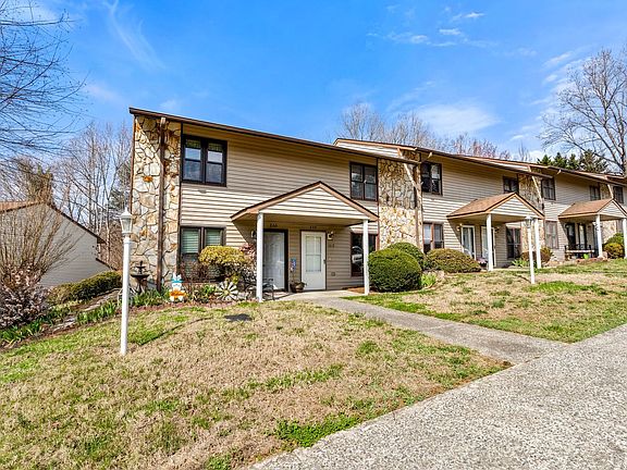 2nd image of 1019 Cedar Place Ct #1019