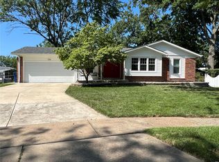 336 Palermo Dr, Ballwin, MO 63021