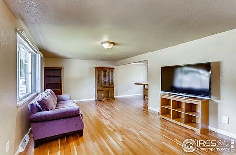 4th image of 931 Lilac St