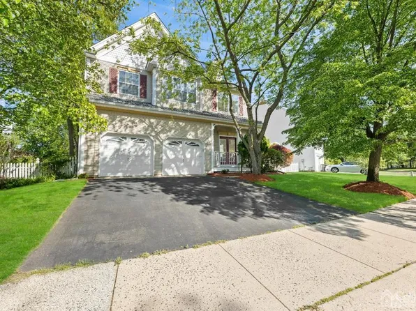 50 Marion Dr, Plainsboro, NJ 08536